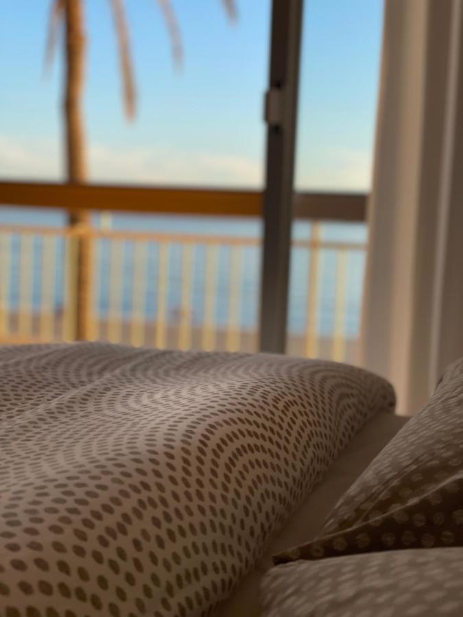 Apartment Primera Linea De Playa En Torrenueva